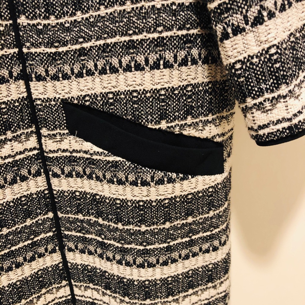 Coat - Picture 4 of 4